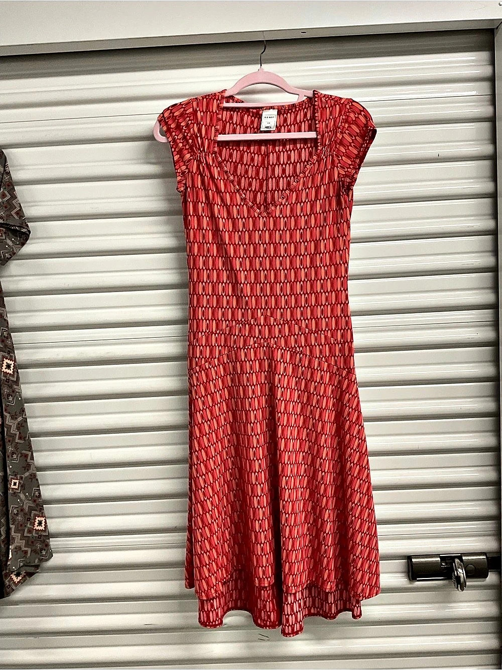 Old Navy Geometric Midi Dress in Red Size XS Like New